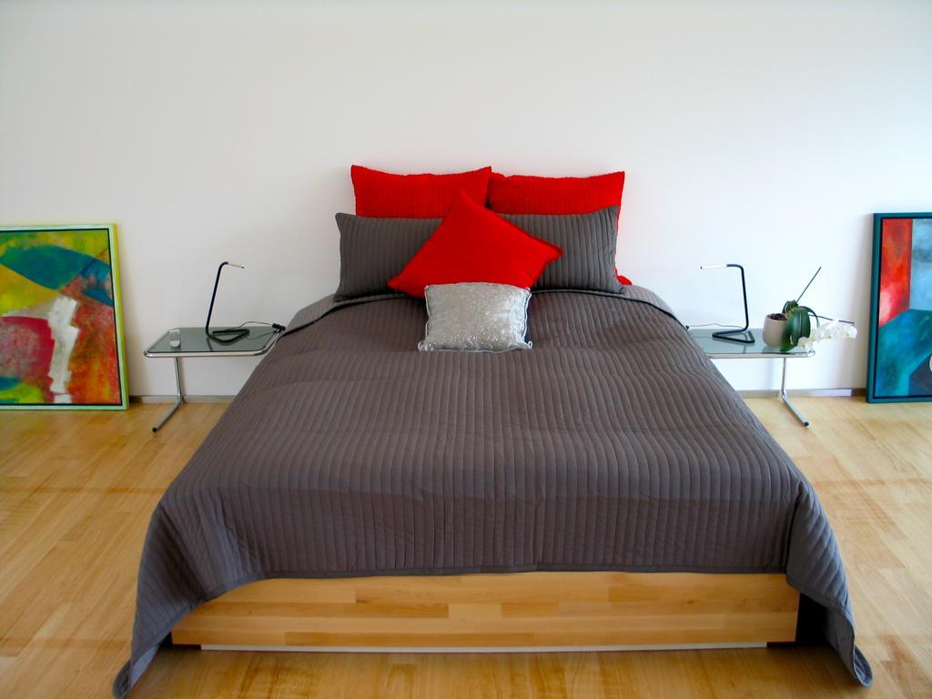 Artist'S Loft Zur Maloya Apartment Ormalingen Стая снимка