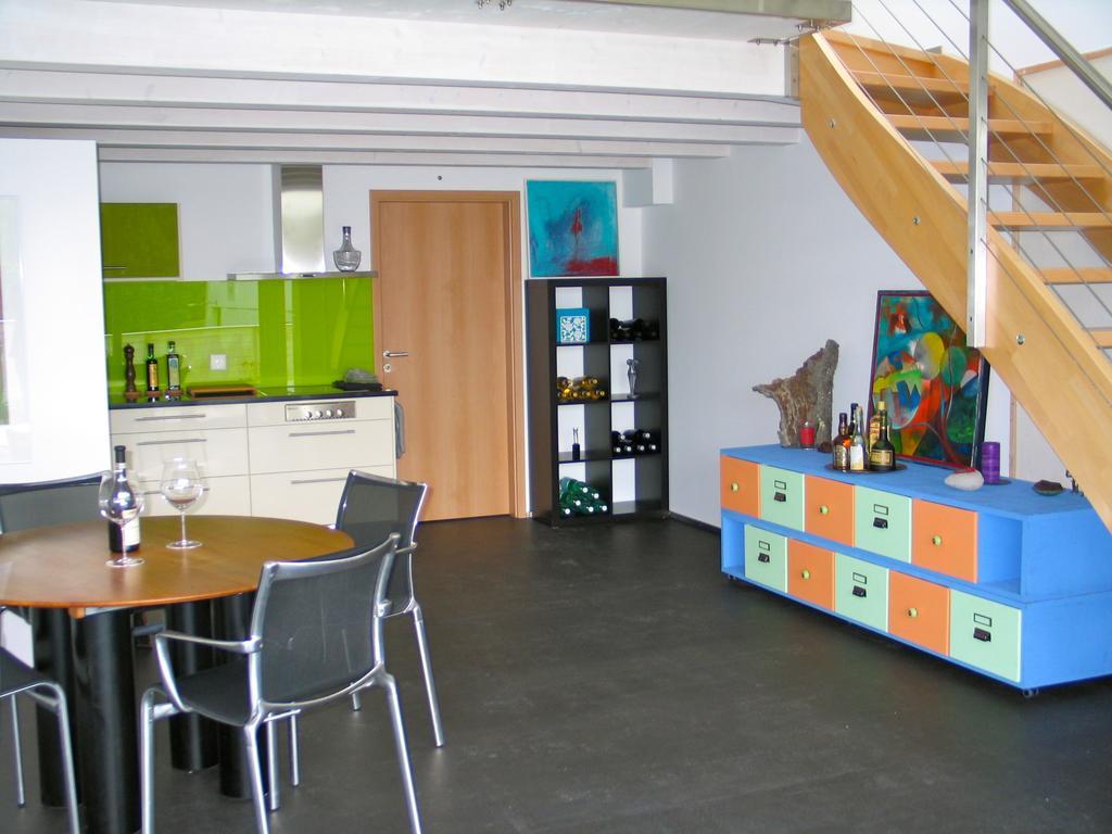 Artist'S Loft Zur Maloya Apartment Ormalingen Стая снимка