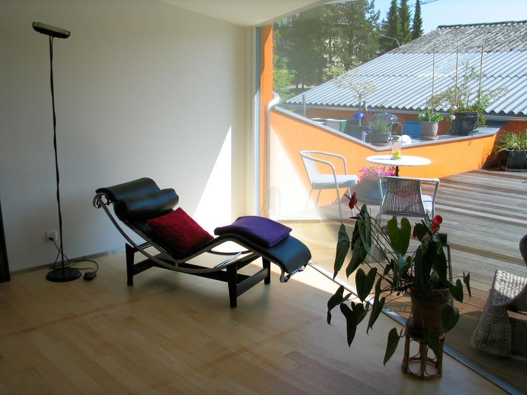 Artist'S Loft Zur Maloya Apartment Ormalingen Стая снимка